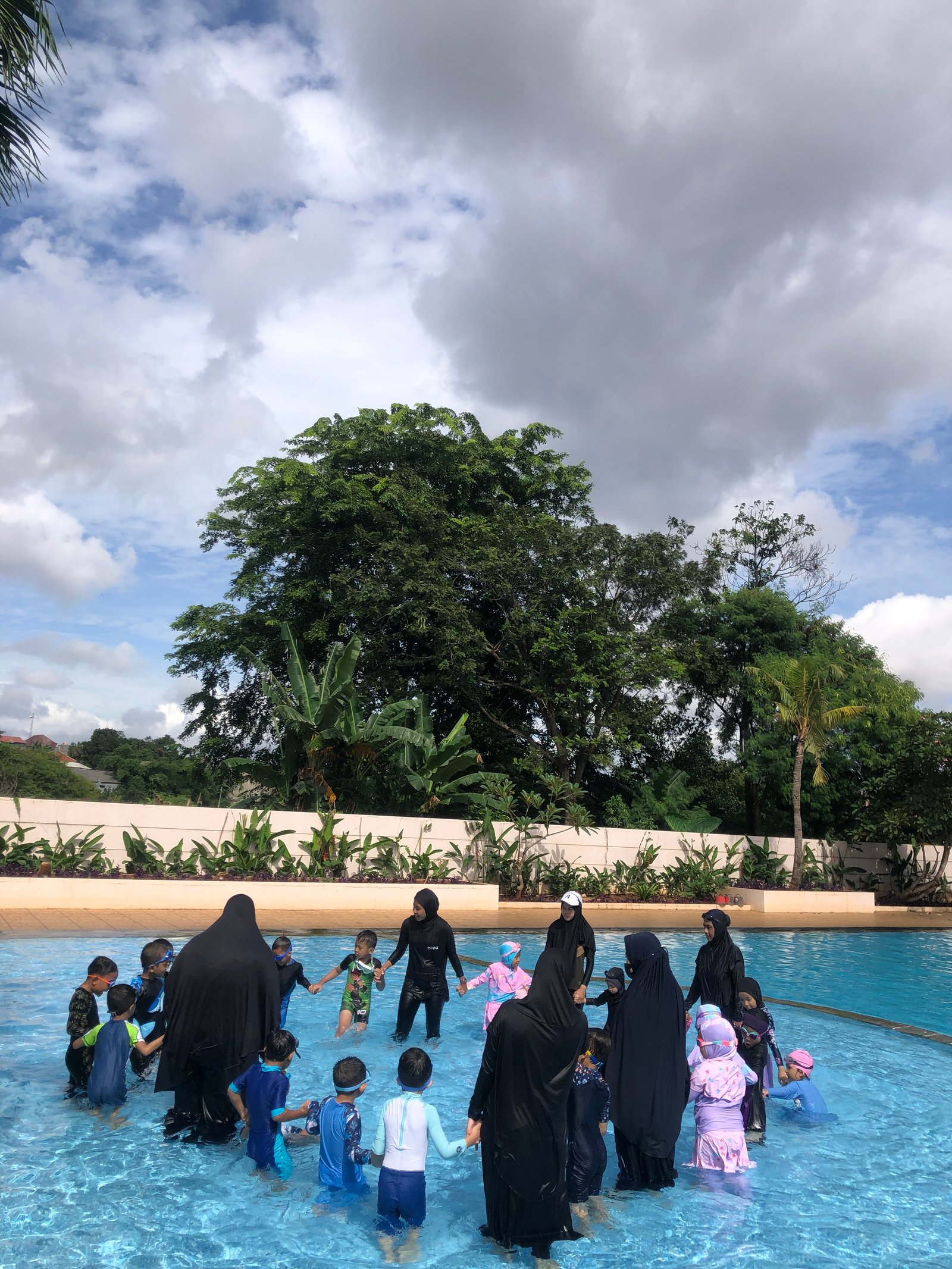 Water Fun Activity With TKIPT Ibnu Umar Ciputat